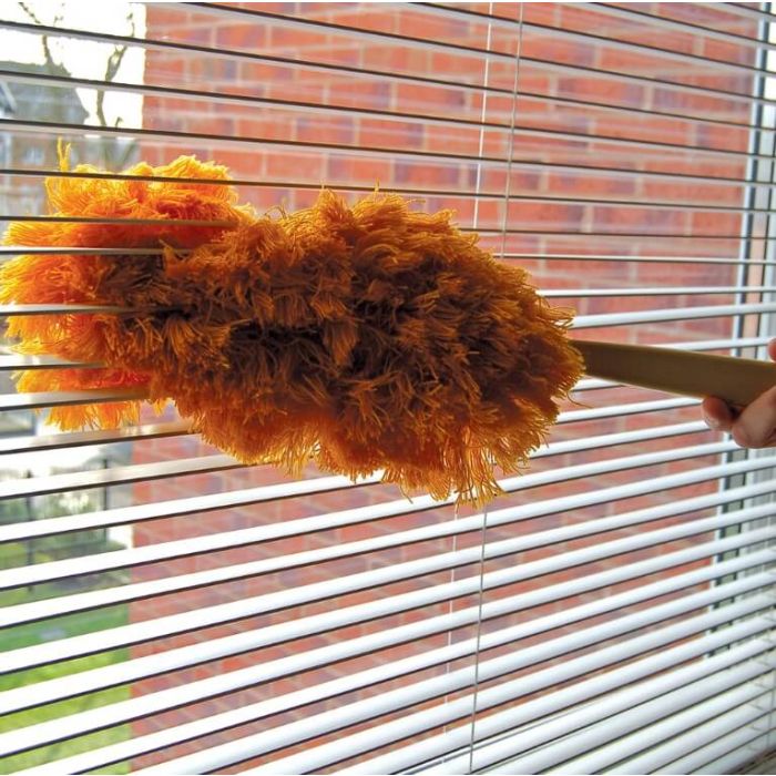 Golden Magnet Dust Maid HE020 - 101413