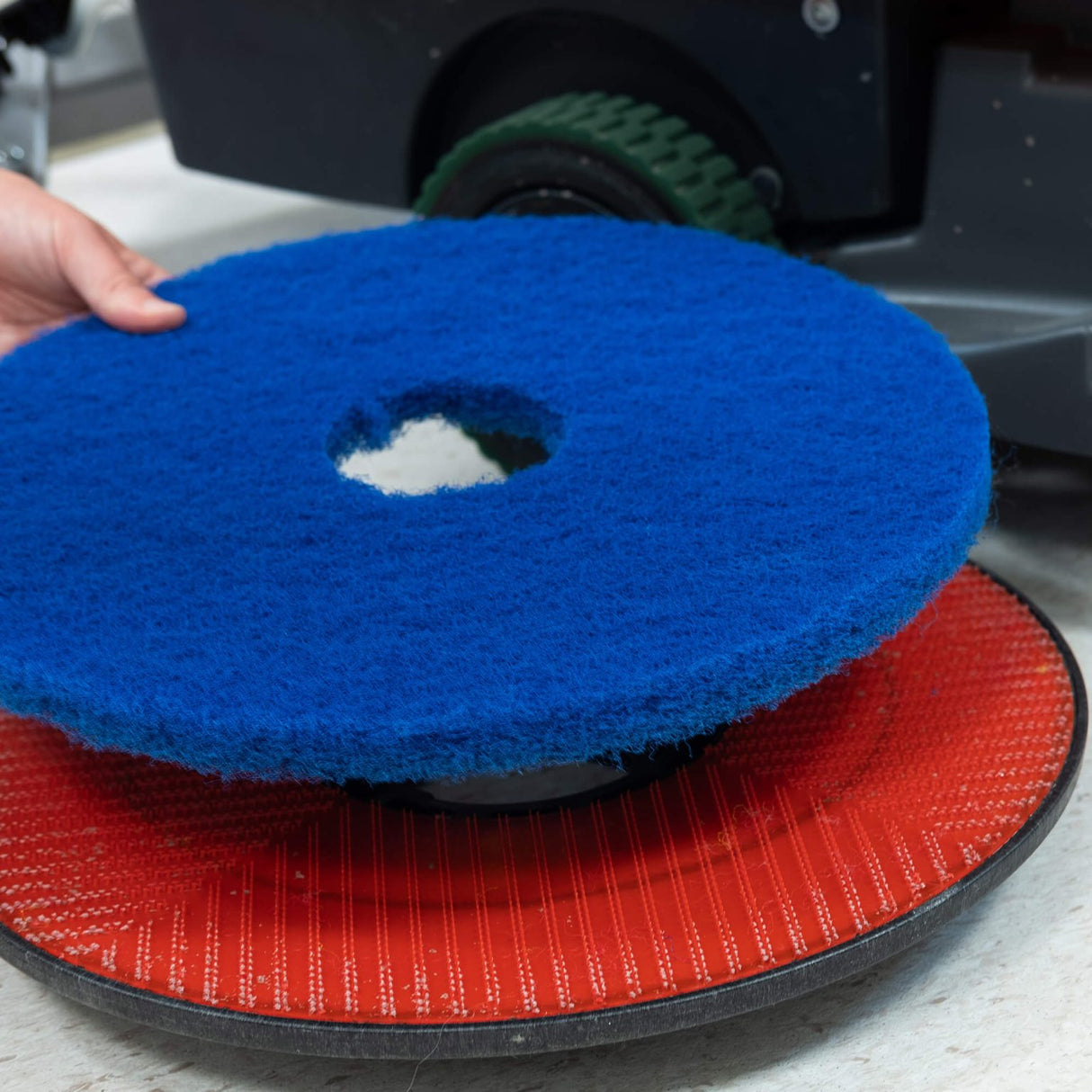 Floor Pad Blue 9" 940784 | Scrubbing & Maintenance Pad