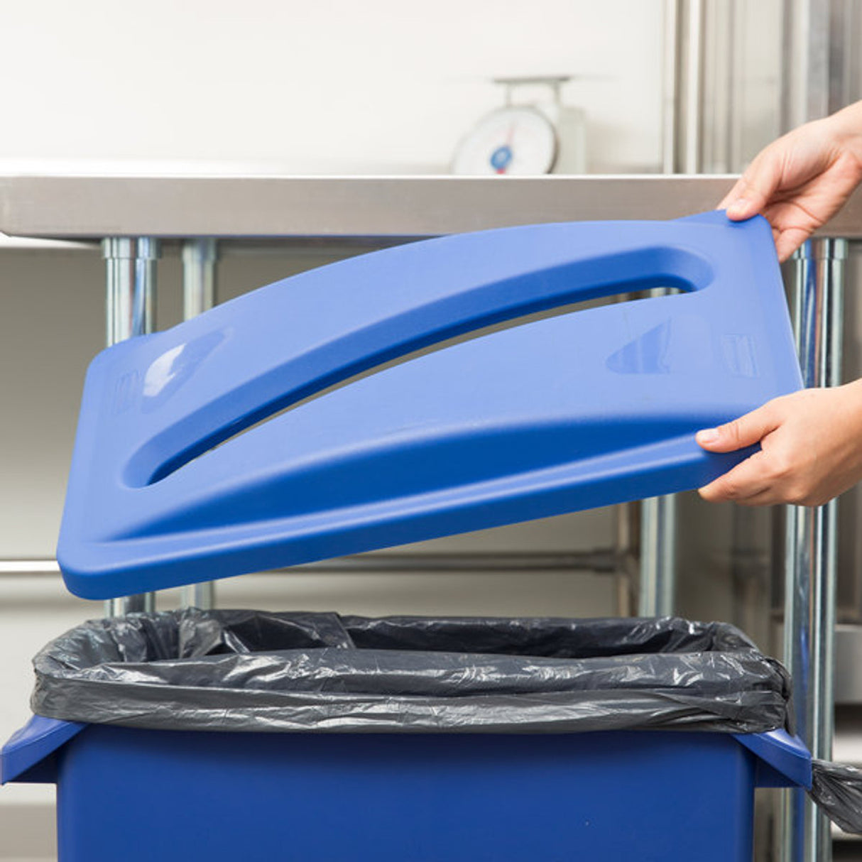 Slim Jim Paper Insert - Blue FG270388BLUE (CB313) | Recycling Bin Lid for Paper Waste