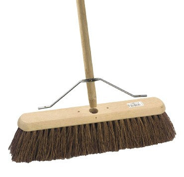 Bassine Stiff 18 Inch Broom Complete Handle & Stayed
