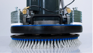 Orbot Vibe SprayBorg Carpet Cleaning Machine – close-up of cleaning brush and components.